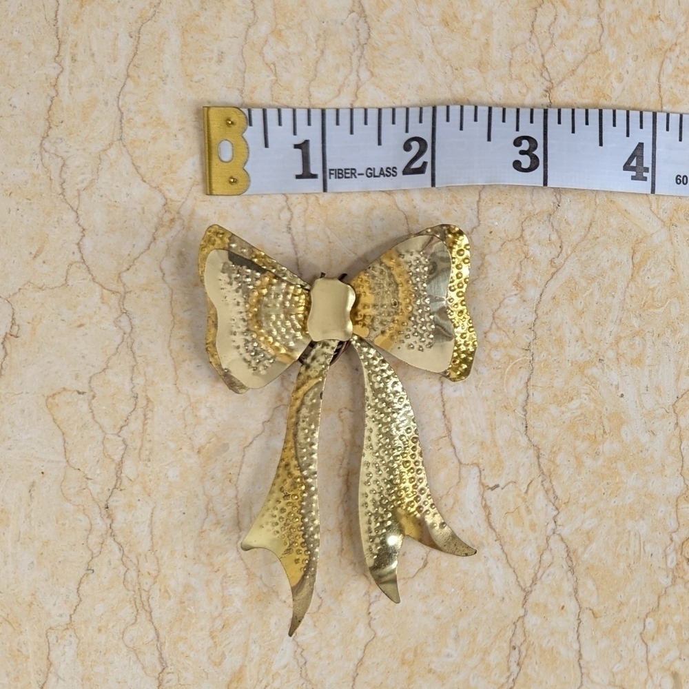Vintage Yellow and Gold Decor Accents - Picture 9 of 11